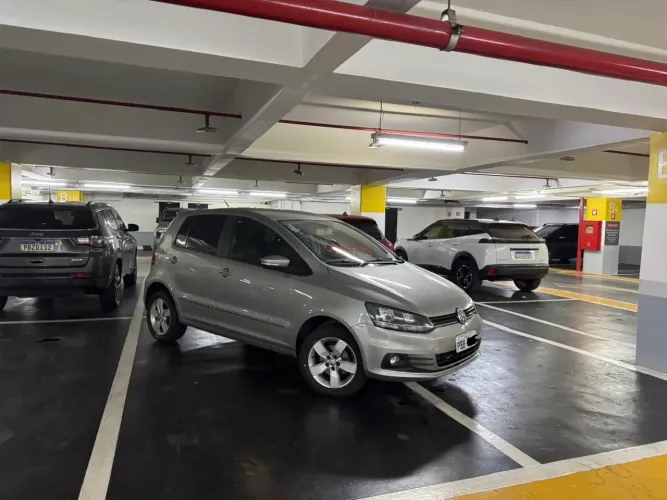 Volkswagen Fox Comfortline 1.6 Flex 8V 5P 2018