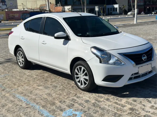 Nissan Versa 1.0 12V Flexstart 4P Mec. 2020