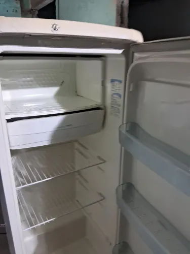 Geladeira electrolux 280lts