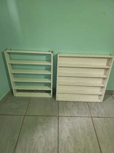 Vende-se expositor de esmalte