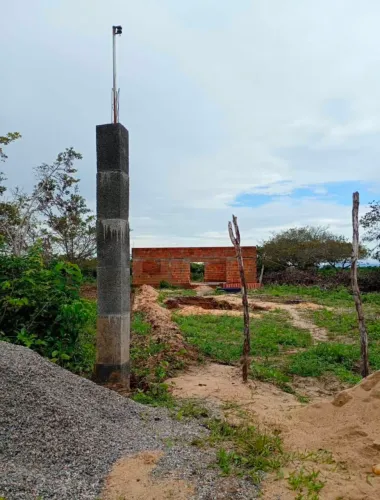 Terreno com casa