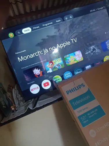 TV Philips 50 polegadas nova na caixa um ano de garantia