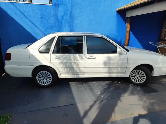 Santana Mi 2005/2005 completo troco 
