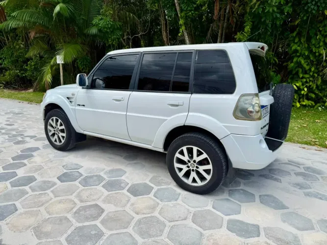 Mitsubishi Pajero TR4 2.0/ 2.0 Flex 16V 4X4 Aut. 2013