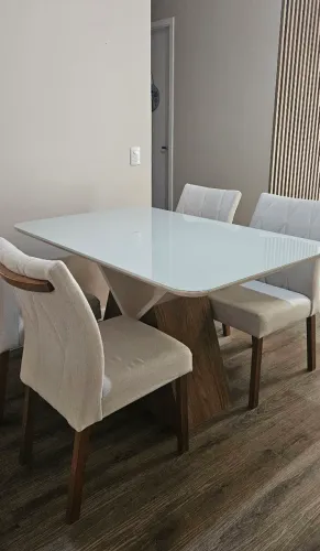 Vendo Mesa de Jantar