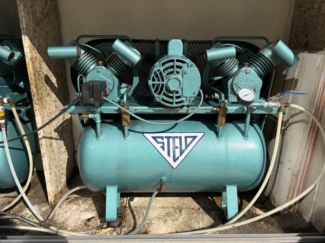 Compressor Odontológico DCL 246 Duplo Stelo