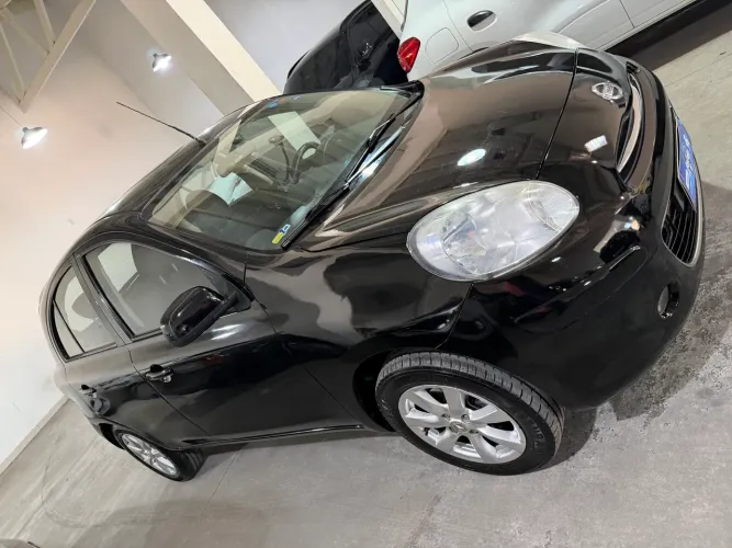 Nissan March SV 1.6 16V Flex Fuel 2014
