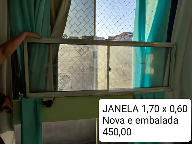 Janela de alumínio horizontal branca
