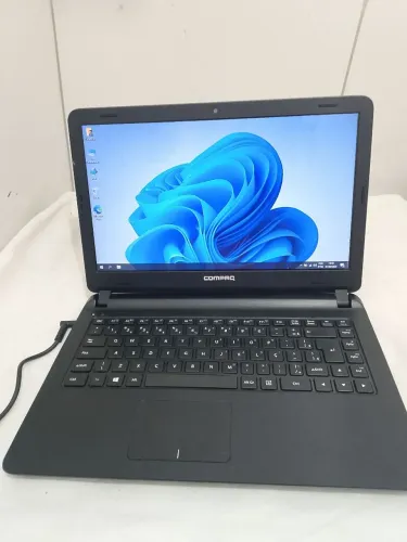 Notebook Core i3 SSD de 120gb 4gb windows e pacote office