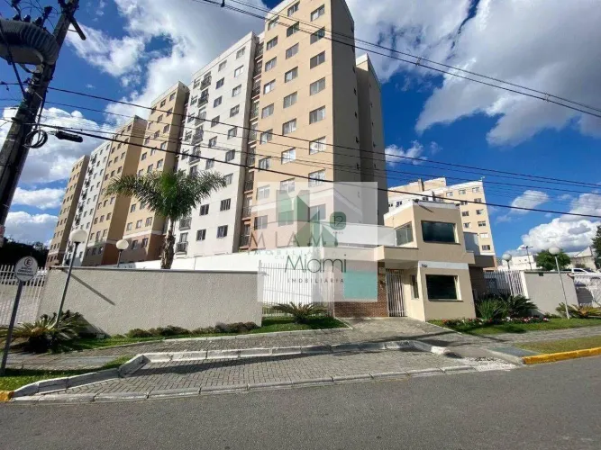 Apartamento com 3 dormitórios para alugar, 74 m² por R$ 3.850,00/mês - Uberaba - Curitiba/
