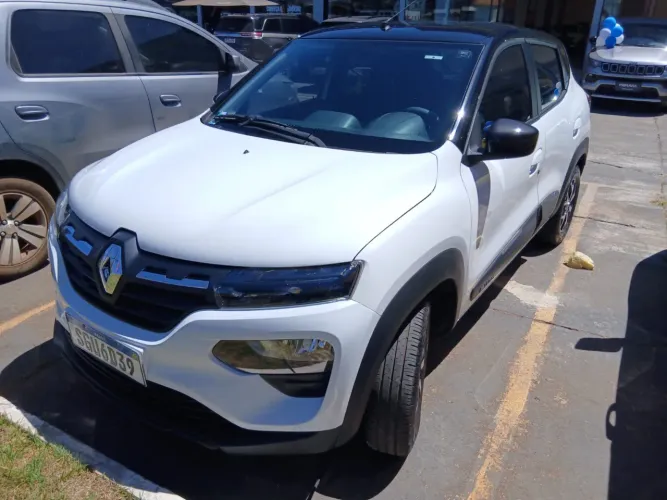 Renault Kwid Intense 1.0 Flex 12V 5P Mec. 2024