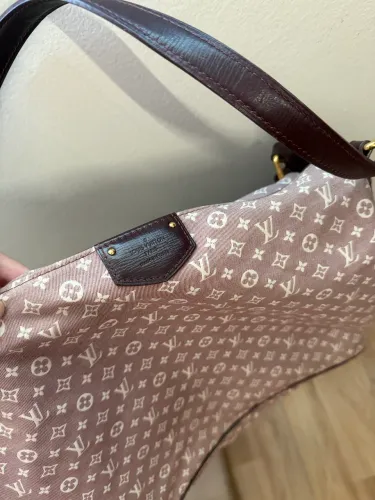 Louis Vuitton Monogram