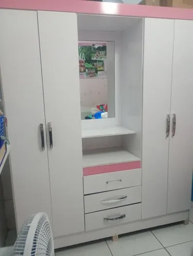 Guarda Roupa