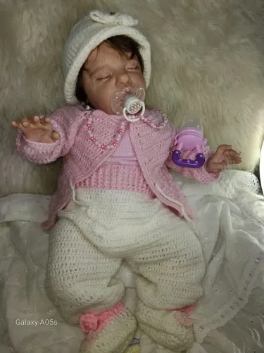 BEBÊ REBORN REALISTA 