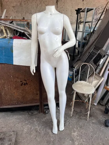 Maniquin