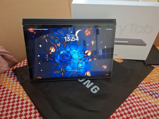Tablet Samsung Galaxy Tab S10 FE 5G, Cinza, 128GB, 8GB RAM