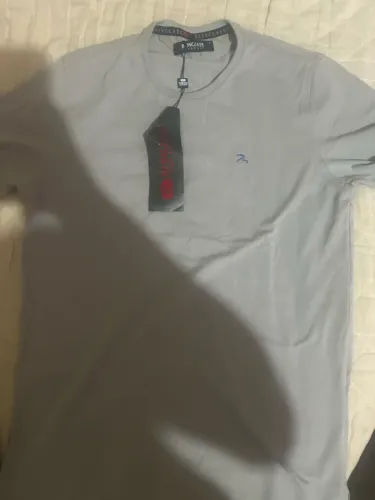 camiseta manga curta, blinclass. Nova.