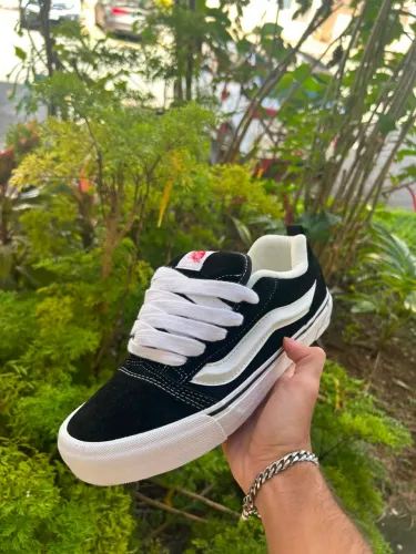 Vans Knu Skool Preto e Branco Tam 39