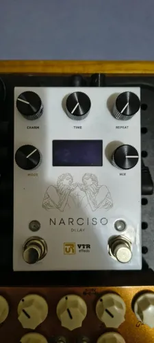 Pedal de delay VTR Narciso