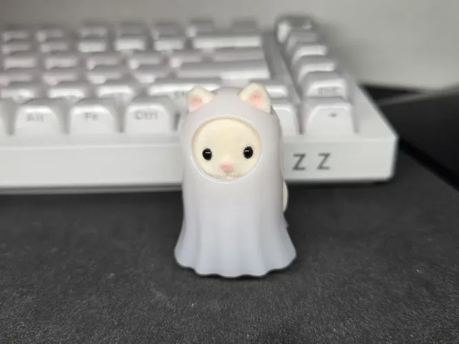 Sylvanian Families - Gata Fantasminha