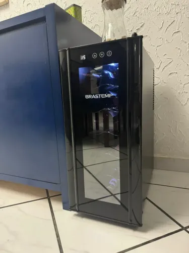 Adega Brastemp climatizada 12 garrafas 110w