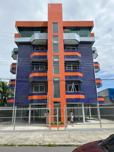 Apartamento para aluguel possui 65 m2 com 2 quartos sendo 1 suíte no bairro do Santo Antôn
