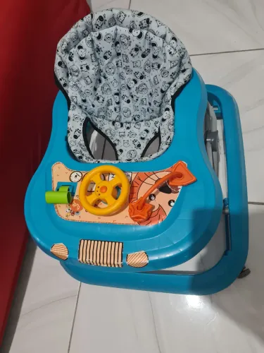 Andador para Bebê Safari ll- <br>Passos com Aventura e Segurança