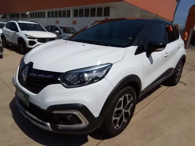 Renault Captur Intense 1.3 TB 16V Flex 5P AUT 2022