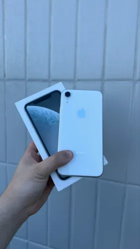 iPhone XR 128GB Branco