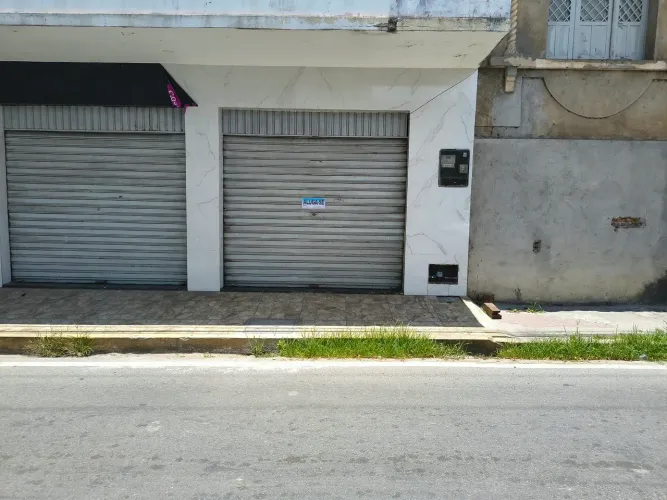 Aluga-se ponto comercial