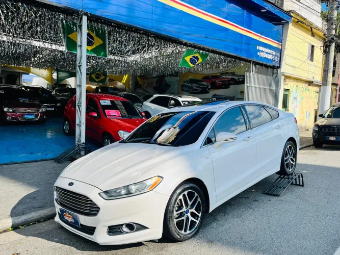 Ford Fusion SE 2.5 I-vct Flex 16V Aut. 2014