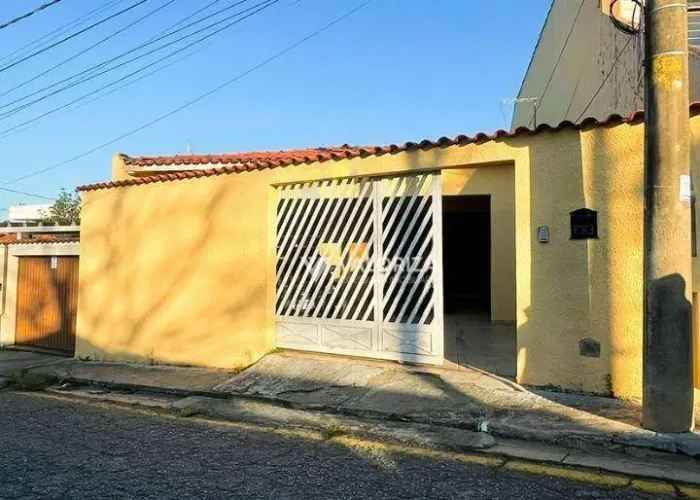 Casa com 4 dormitórios para alugar, 195 m² por R$ 3.805,00/mês - Jardim dos Estados - Soro
