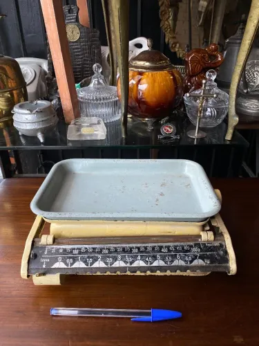 Antiga balança de mesa 7kg (ref:286)