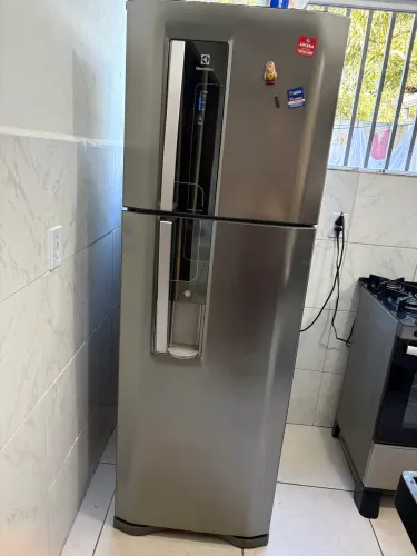 Geladeira eletrolux
