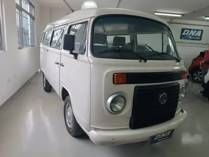 Volkswagen Kombi Standard 1.4 MI Total Flex 8V 2014