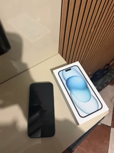 Vendo iPhone 15 128 GB