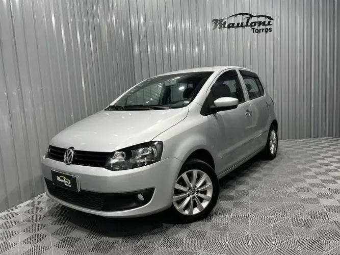 Volkswagen Fox 1.0 MI Total Flex 8V 3P 2014