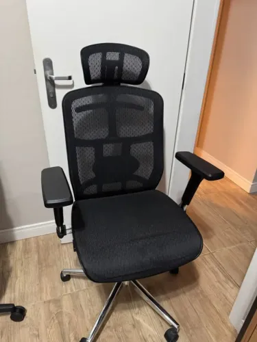 Cadeira Ergonômica de Escritório Comfy Ergofull Tela Mesh Preta (Nova R$ 1500)