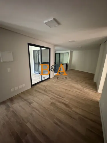 B&A Vende residencial Reserva Humaitá om 2 suítes, Varanda e 1 Vaga