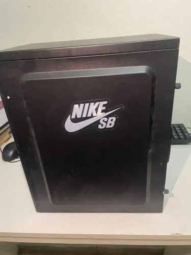 CPU de computador com SSD NVMe 256GB