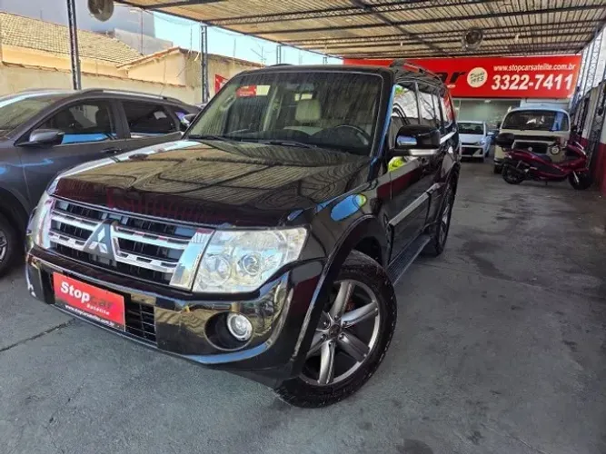 Mitsubishi Pajero HPE Full 3.2 4X4 T.i.dies. 5P AUT 2013