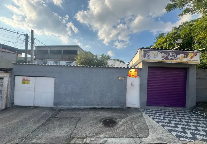 VENDO CASA EM ROCHA MIRANDA 