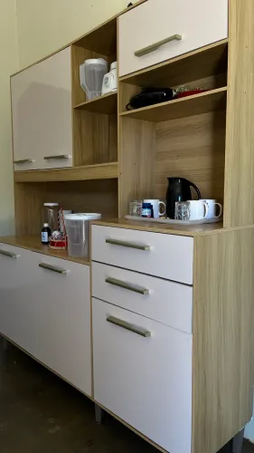 Vendo ARMÁRIO