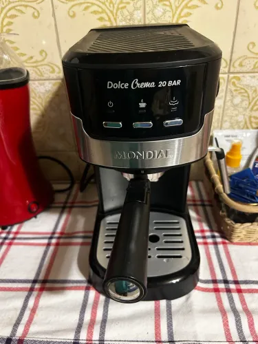 Cafeteira Espresso Dolce Crema 20 Bar Mondial Preto/Inox - 110v