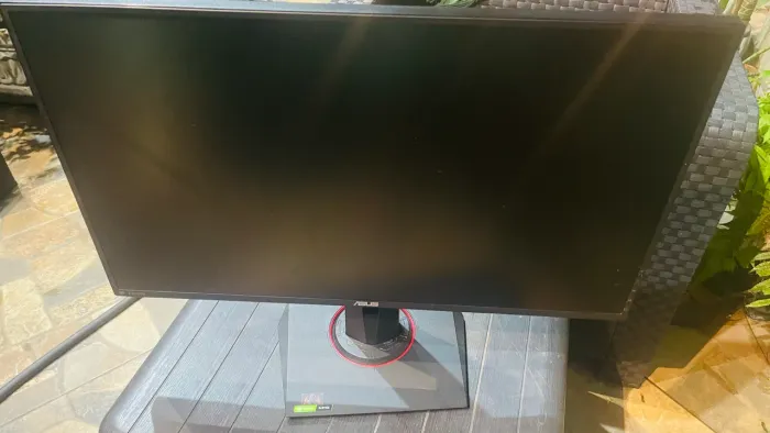 Monitor GAMER ASUS NVIDEA G-sync 27-VG278QR