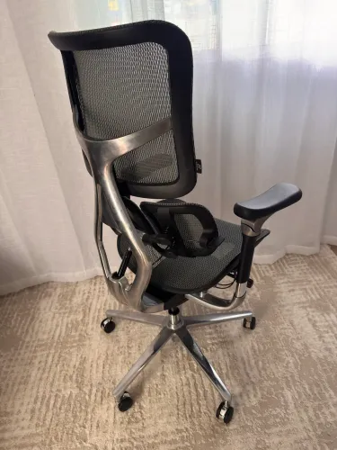 Cadeira ergonômica premium - Elements UNA