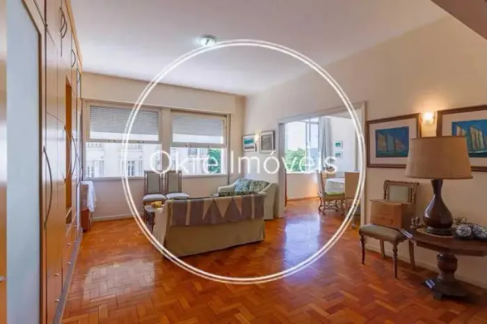 Apartamento : / Residencial / Copacabana
