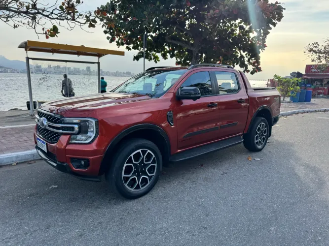 Ford Ranger Limited+ 3.0 V6 4X4 CD TB DIE AUT 2024