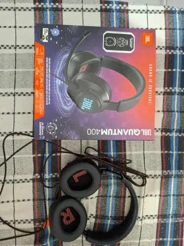 Jbl quantum 400