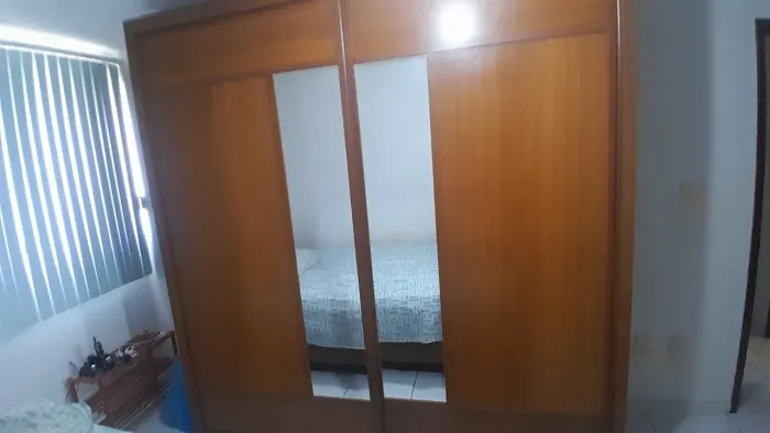 GUARDA-ROUPA CASAL